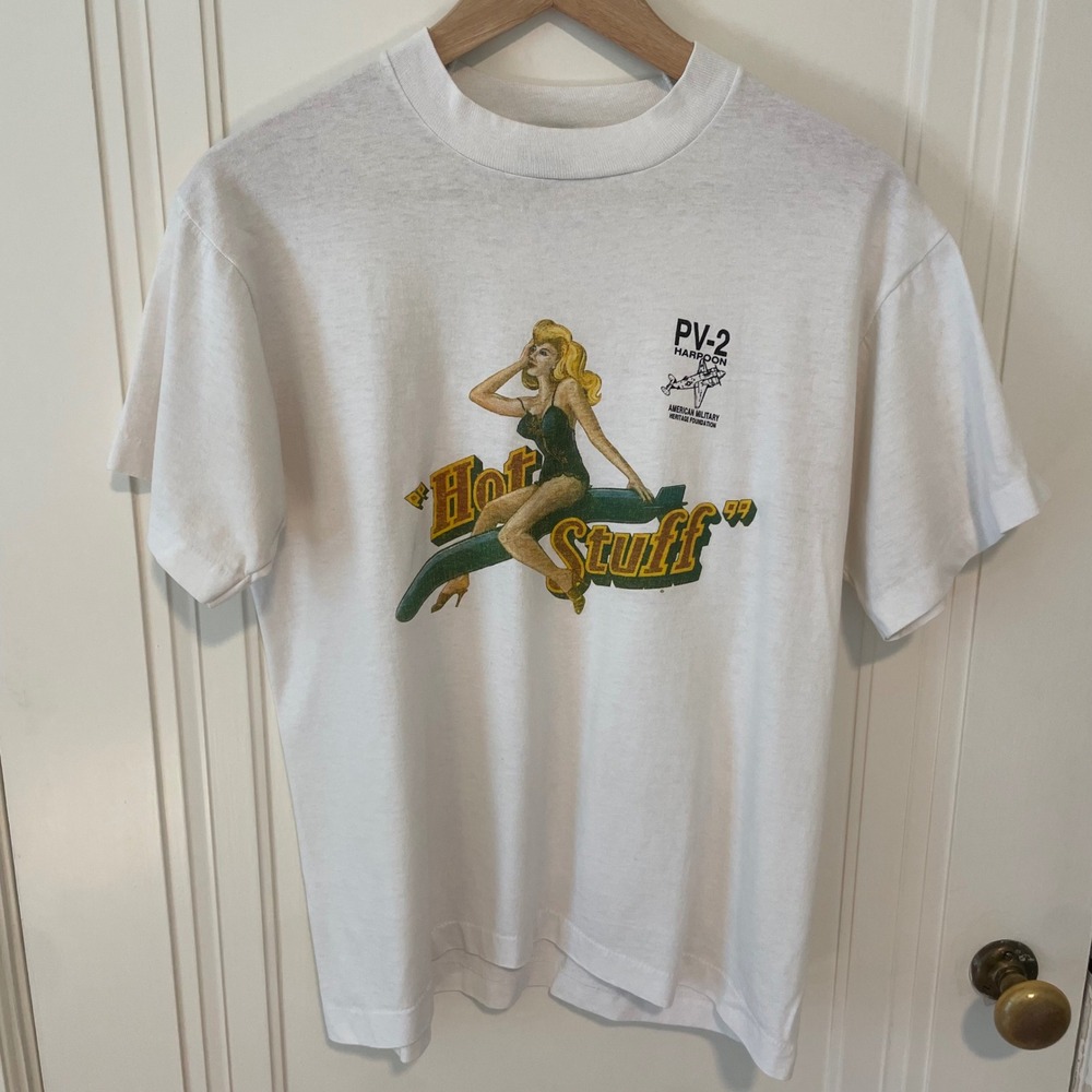 Vintage WW2 PV-2 Harpoon Pinup Hot Stuff T-Shirt Medium White